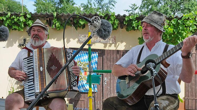 Die Gebrüder Siggi (l.)  und Erich Ottenschläger Foto: Karl Heinz Wirth