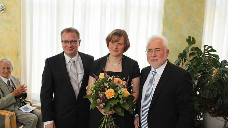 Udo und Kerstin Braunersreuther mit Präsident Erwin Horak (rechts)