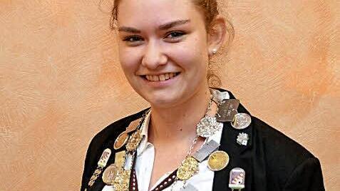 Größter Wunsch der Arnshäuser Schützenkönigin Anja Weingärtner wäre die Teilnahme an der deutschen Meisterschaft der Luftgewehrschützen. Bisher hat sie es schon zweimal geschafft, zumindest auf Länderebene, sprich bei den bayerischen Meisterschaften, mitzuschießen.