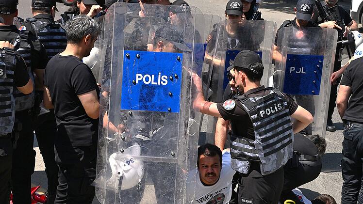 NATO-Gipfel in der T&uuml;rkei - Demonstrationen