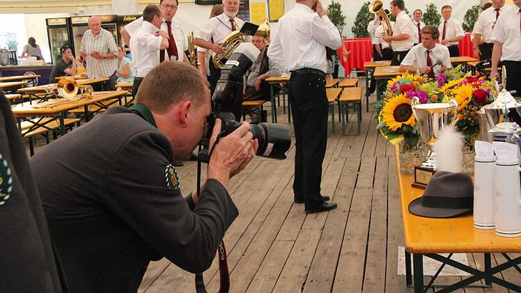 Der Fotograf legt an