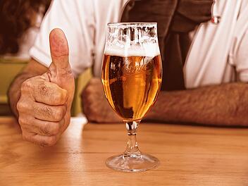 Bier schmeckt am besten frisch.