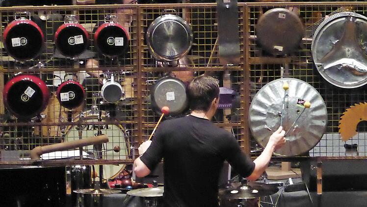 Martin Grubinger und das Percussive Planet Ensemble. Foto: Ahnert