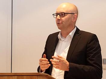 Matthias Düthorn macht sich unter anderem für eine Senioreneinrichtung in Weisendorf stark.    Foto: Richard Sänger