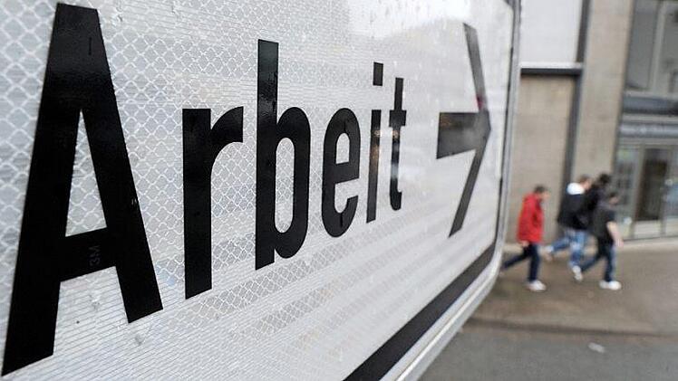 Die Zahl der Arbeitslosen in Bayern ist im Dezember im Vergleich zum Vormonat um 4385 auf 275 067 gestiegen.  Foto: Julian Stratenschulte, dpa