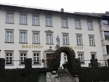 Das Hotel zur Post in Egloffstein erhält den Plänen der Eigentümer zufolge bald einen neuen Besitzer.  Foto: Reinhard Löwisch