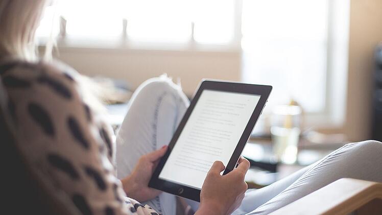 E-Book. E-Reader, E-Book-Reader, Lesen