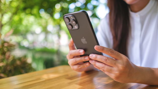 Wer bei iPhones sparen möchte, entscheidet sich oft für ein generalüberholtes Modell.