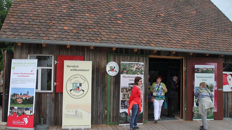 Neudrossenfeld setzt im Regionalpavillon der Landesgartenschau in Bayreuth auf Genuss. Foto: Jürgen Gärtner