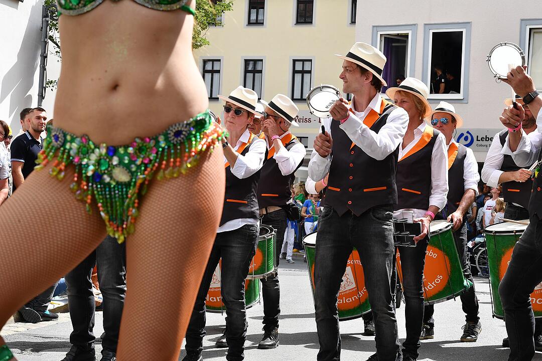 Umzug beim Samba-Festival in Coburg