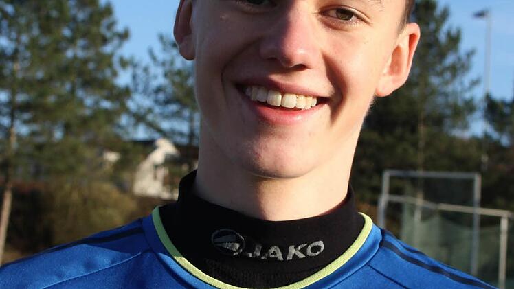 Michael Söllner (16) kickt normalerweise bei der Spielvereinigung Bayreuth - auch für ihn war es eine Ehrensache, für das MGF anzutreten. "Ich mag Fußball und so ein Solidaritätsspiel ist eine gute Sache", sagt er.