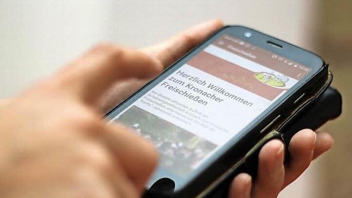 Die Freischießen-App ist ganzjährig für das Smartphone erhältlich. Sie ist kompatibel mit dem iOS- und dem Android-Betriebssystem Foto: Johanna Thron