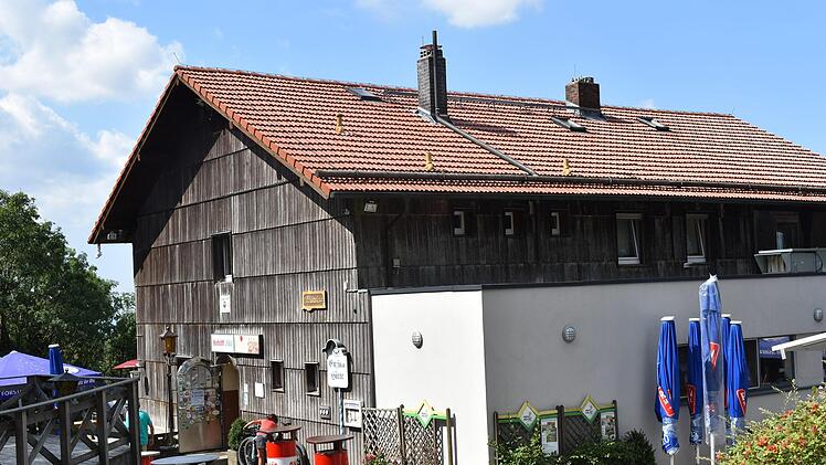 Die Enzianhütte wird seit über 30 Jahren vom Ehepaar Koch betrieben. Doch ab März muss ein neuer Pächter her. Die Kochs hören auf. Foto: Jessica Vey