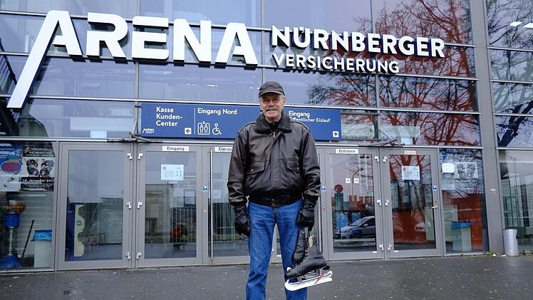 Herrmann schwört auf Senioreneislaufen in der Arena. Foto: Nikolas Pelke