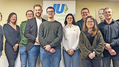 Freuen sich über die Gründung der JU Pressig (v.l.): Katharina Zinner, Susanne Heinlein, Paul Haderlein, JU-Kreisvorsitzender Marius Bittner, der neue Ortsvorsitzende Niklas Schnappauf, Milena Hoppe, CSU-Kreisvorsitzender Bernd Liebhardt, Miriam M...