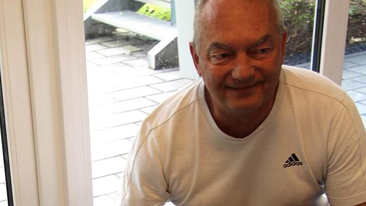 Stella mit ihrem Herrchen Klaus Pause  Foto: Richard Sänger