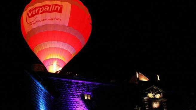 Ein Höhepunkt von "Kronach leuchtet" war am Wochenende das Ballonglühen.