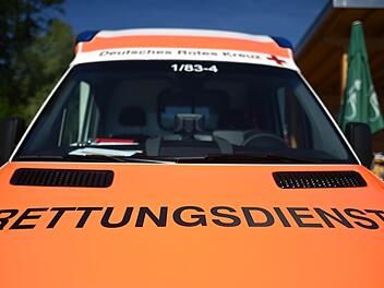 Kreis Kulmbach: Crash auf Kreuzung - Kradfahrer schwer verletzt