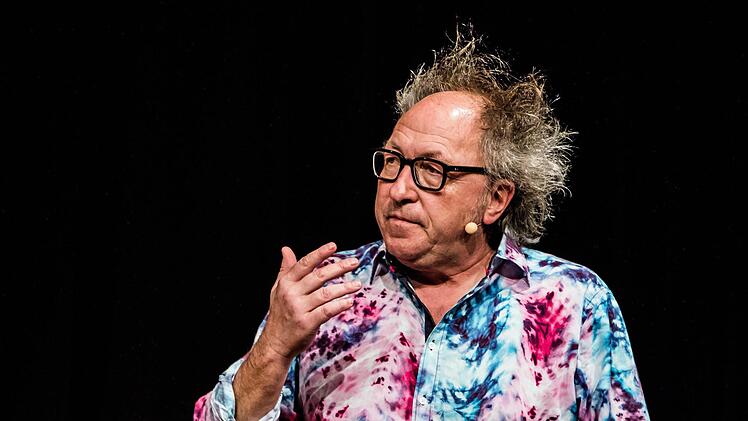 Impressionen von Urban Priols Gastspiel im ausverkauften Coburger Kongresshaus.Foto: Jochen Berger