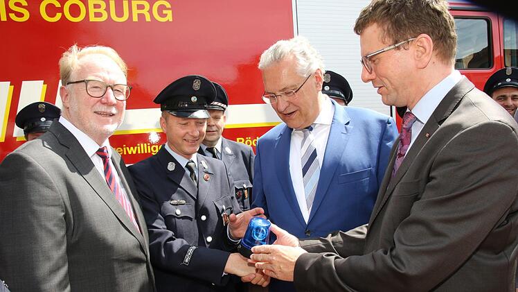 Impressionen vom Blaulichtempfang mit Minister Joachim Herrmann in Rödental. Foto: Michael Stelzner