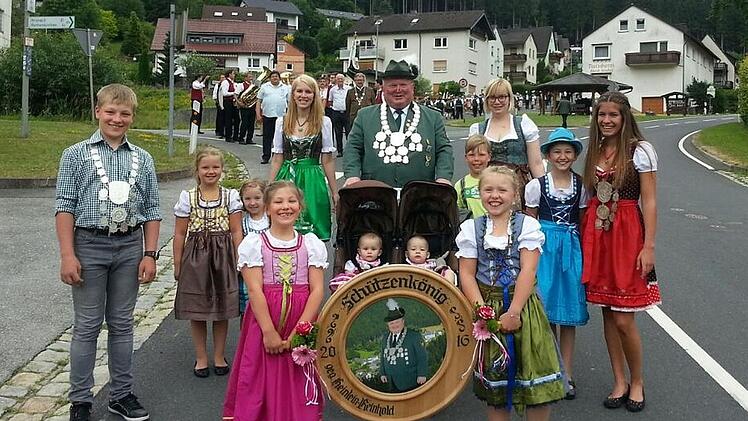 Impression von der Förtschendorfer Schützenehrung Foto: Veronika Schadeck