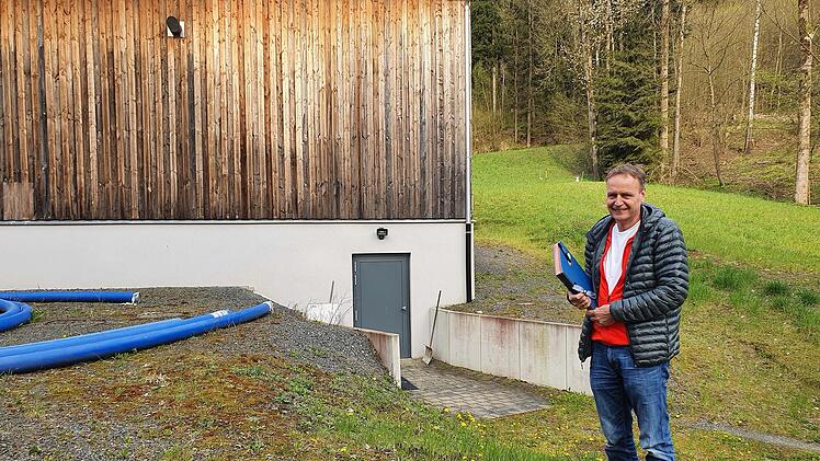 Die Sicherung der Wasserversorgung ist für Bürgermeister Gerhard Theuer aktuell die wichtigste Aufgabe .