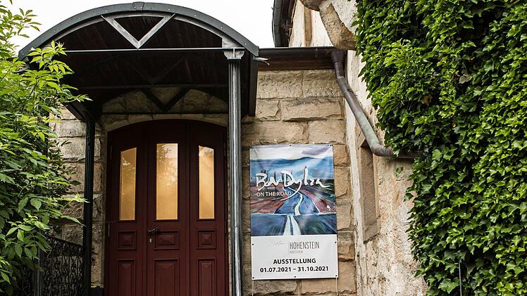 Das neue Kunstforum Schloss Hohenstein präsentiert eine Ausstellung mit Werken von aBob Dylan.Foto: Jochen Berger