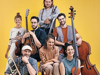 Die Klezmer-Band Yxalag tritt in Erlangen auf.