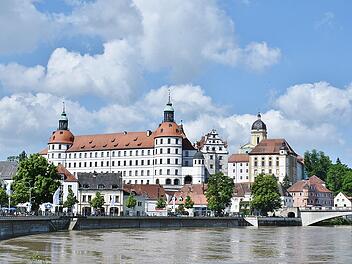 Schloss Neuburg an der Donau zählt zu den schönsten Schlössern Bayerns.