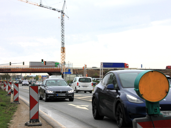 Sperrung der A3-Auffahrt bei H&ouml;chstadt