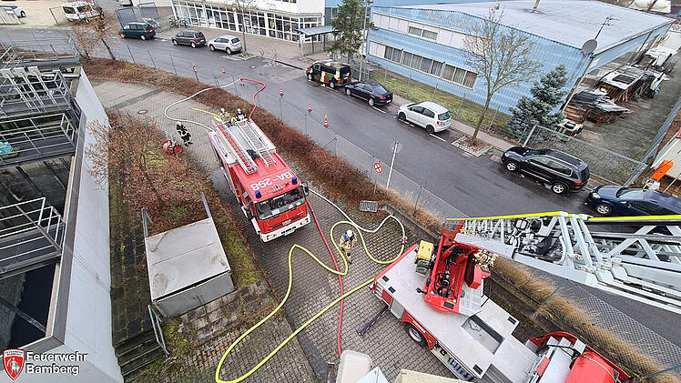 Bamberg: Brand in Industriegebäude