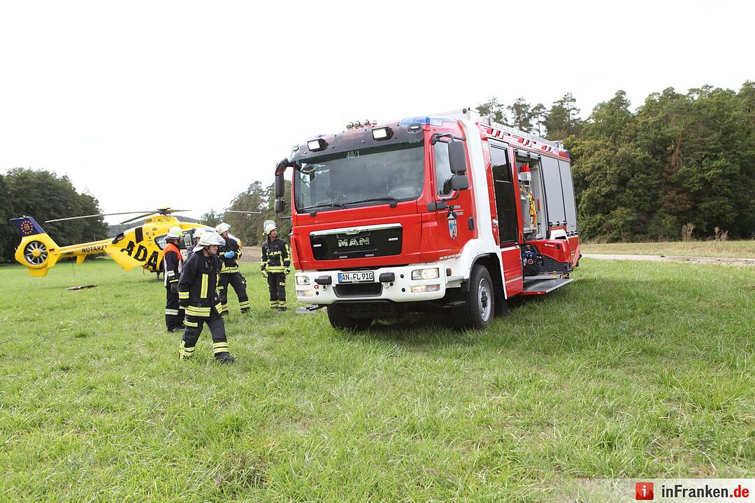 Pkw landet bei Kemmathen auf dem Dach