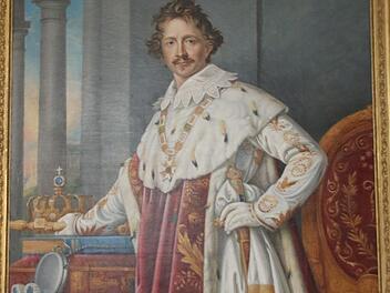 Dieses Bild, das den bayerischen König Ludwig I. im Krönungsornat zeigt, befindet sich in einem Flur des Bildungszentrums der Hanns-Seidel-Stiftung in Kloster Banz. Auf der Königskrone leuchtet ein naturblauer Diamant, der berühmte "Blaue Wittelsbacher".Matthias Einwag