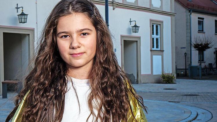 Jana Bitikcioglu ist das Christkind von Burgebrach in diesem Jahr.