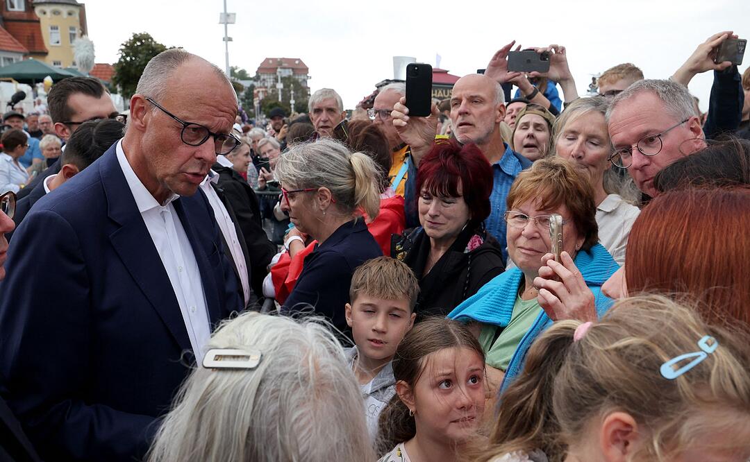 Wahlen Mecklenburg-Vorpommern - Merz bei Wahlkampfauftritt