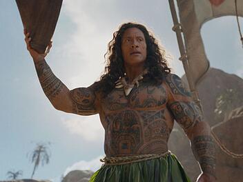 "Vaiana" Dwayne "The Rock" Johnson lieh bereits im Animationsfilm "Vaiana" dem Halbgott Maui seine Stimme. Für die Realverfilmung kehrt er nun zurück.
