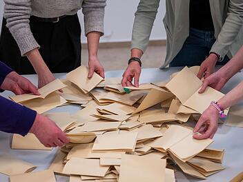 Ermittlungen wegen Verdacht der Wahlf&auml;lschung im Kreis Rh&ouml;n-Grabfeld