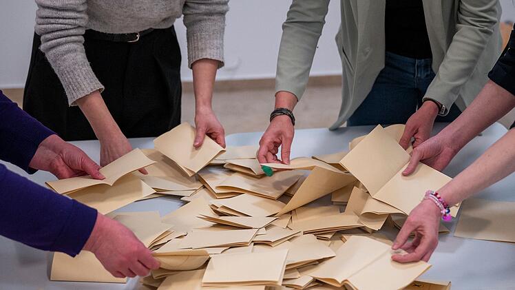Ermittlungen wegen Verdacht der Wahlf&auml;lschung im Kreis Rh&ouml;n-Grabfeld