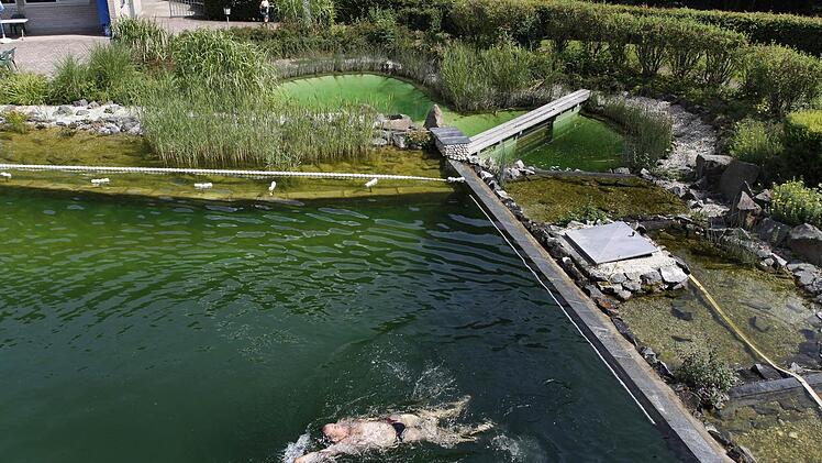 Im Naturerlebnisbad Rothenkirchen im Landkreis Kronach. Foto: Mathias Orgeldinger