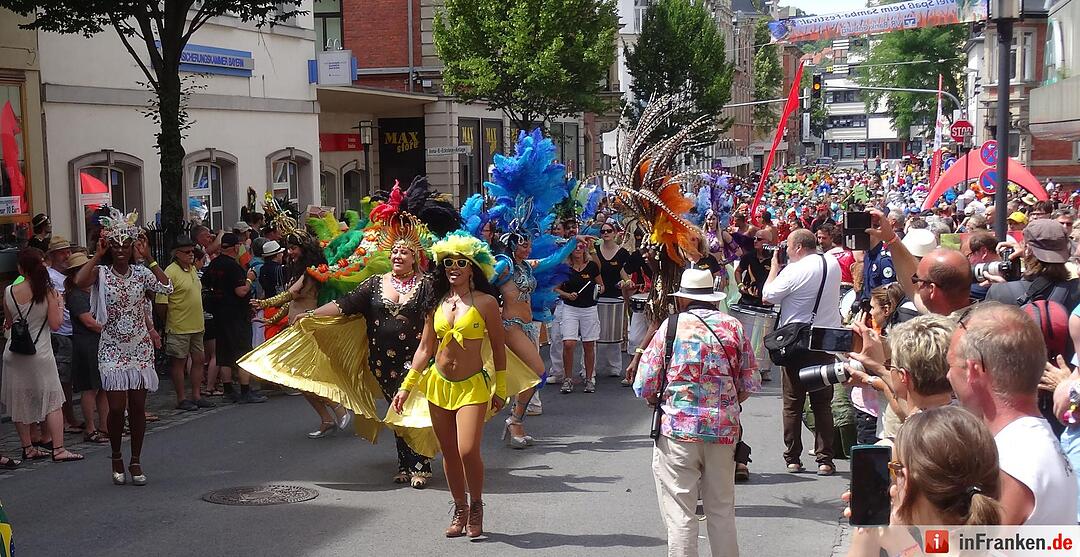 c_2016-07-10_Samba-Umzug11