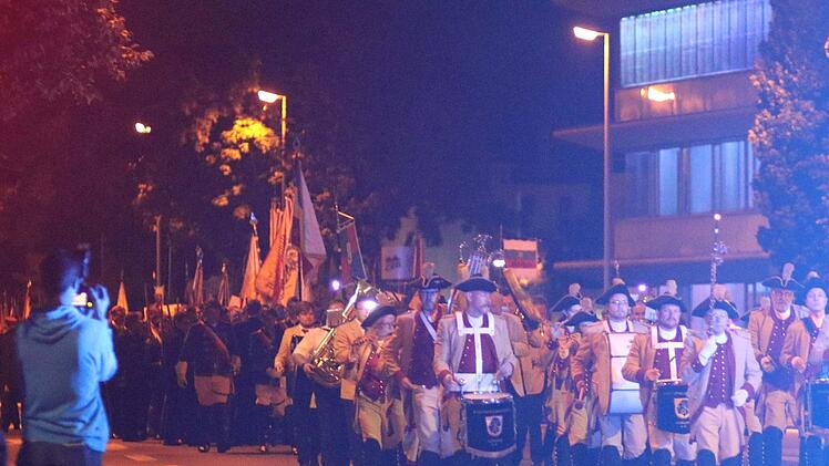 Impressionen vom CC-Fackelzug und er Mahnstunde auf dem Coburger Markt.Foto: Jochen Berger