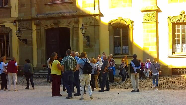 Die Chorgemeinschaft Frohsinn besuchte Dinkelsb&uuml;hl. Lena Ney