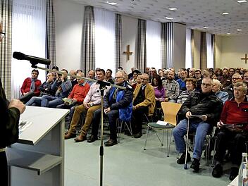 Pater Heribert informierte die rund 200 Wallfahrtsführer über die Saison 2019. Foto: Andreas Welz