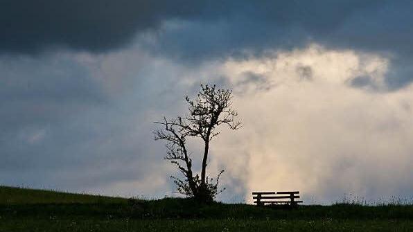 Die Rhön ist schön, keine Frage, wie dieses Bild bei Mansbach in der Rhön zeigt, aber ... Foto: Frank Rumpenhorst/dpa