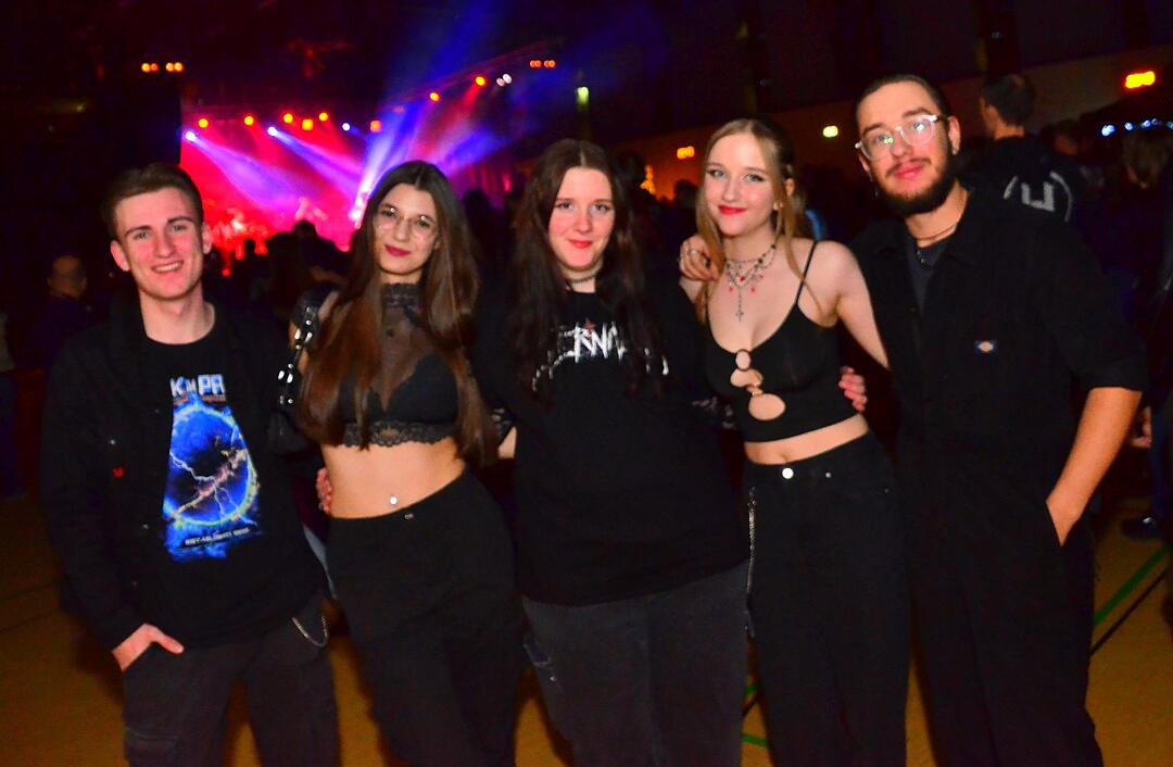 Mit ALLSTAR live auf der B&uuml;hne und Ph&auml;t J&auml;nnys H&ouml;use als Vorband!