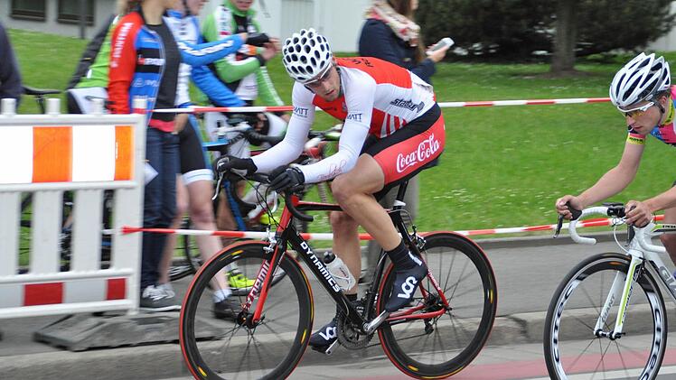 Martin Boubal hatte wie hier beim Punktsprint seine Konkurrenz souverän im Blick