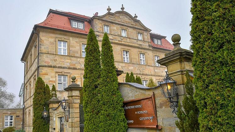 Um einige Todesfälle hinter den Mauern von Schloss Gleusdorf geht es seit Juli vor dem Landgericht Bamberg. Foto: Ronald Rinklef