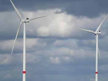 Windräder sollen bald auch in Münnerstadt gebaut werden dürfen. Foto:  Archiv