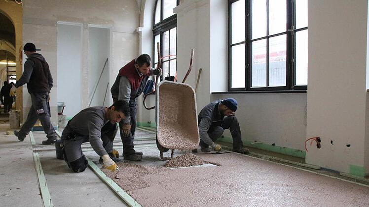Eindrücke von den Bauarbeiten im Luitpoldbad. Foto: Ralf Ruppert