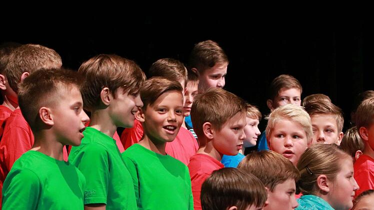 Impressionen vom Sommerkonzert des Gymnasiums Ernestinum im Coburger KongresshausFoto: Jochen Berger